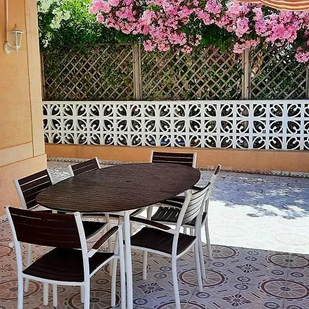 2 Bedrooms House With Shared Pool And Furnished Terrace At 2 Km Away From The 別荘